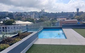 2Six2 On Florida Road, Modern Lifestyle Apartment 802